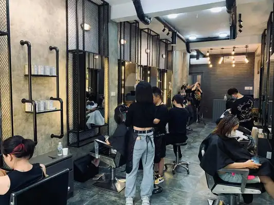 Guy Hair Studio